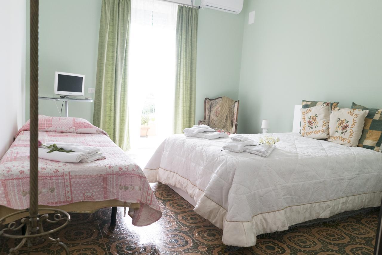B&B Belli Di Nonna Salerno Exteriör bild
